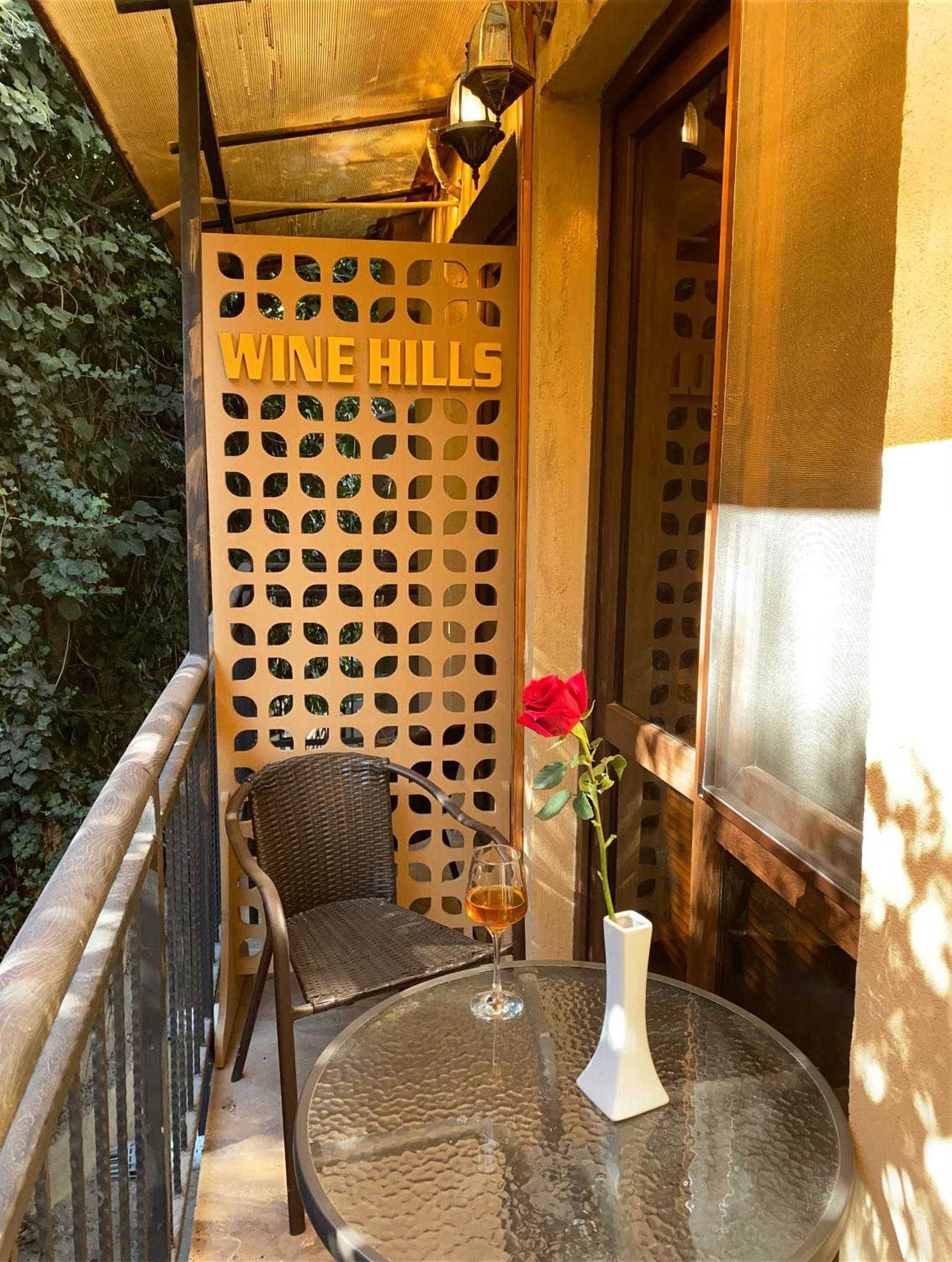 Wine Hills Hotel Tbilisi Quarto foto