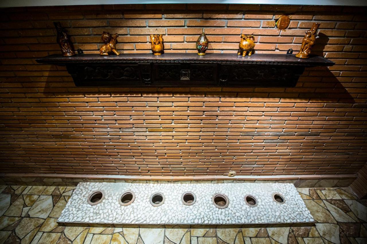 Wine Hills Hotel Tbilisi Exterior foto